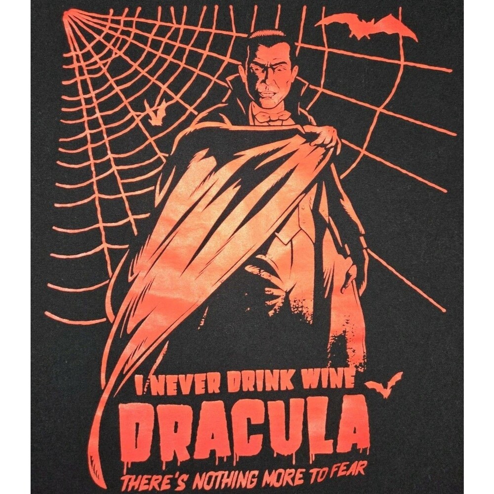 Universal Monsters Dracula Short Sleeve T Shirt XL Black I Never Drink Wine